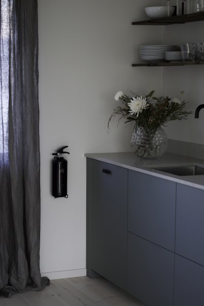 Pulversläckare 2 kg, svart, Design by Housegard