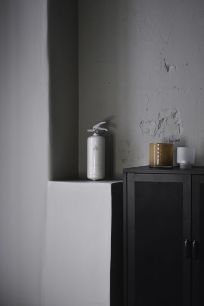 Pulversläckare 2 kg, vit Design by Housegard