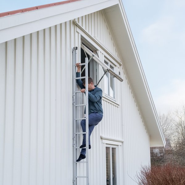Utfällbar utrymningsstege 3,9 meter, Housegard